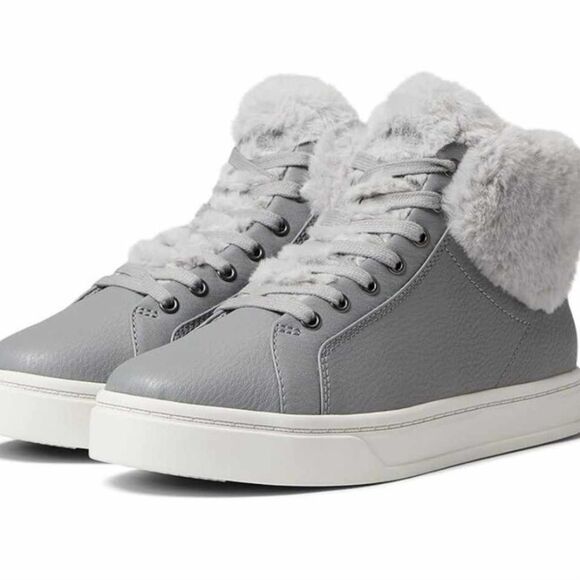 Koolaburra By Ugg Sundell Fuzz Chukka- Wild Dove - Picture 1 of 12
